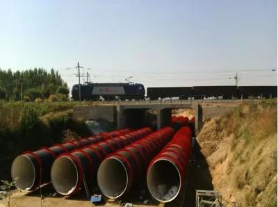 穿越項(xiàng)目部 輸水管道工程施工服務(wù)創(chuàng)造4項(xiàng)新紀(jì)錄